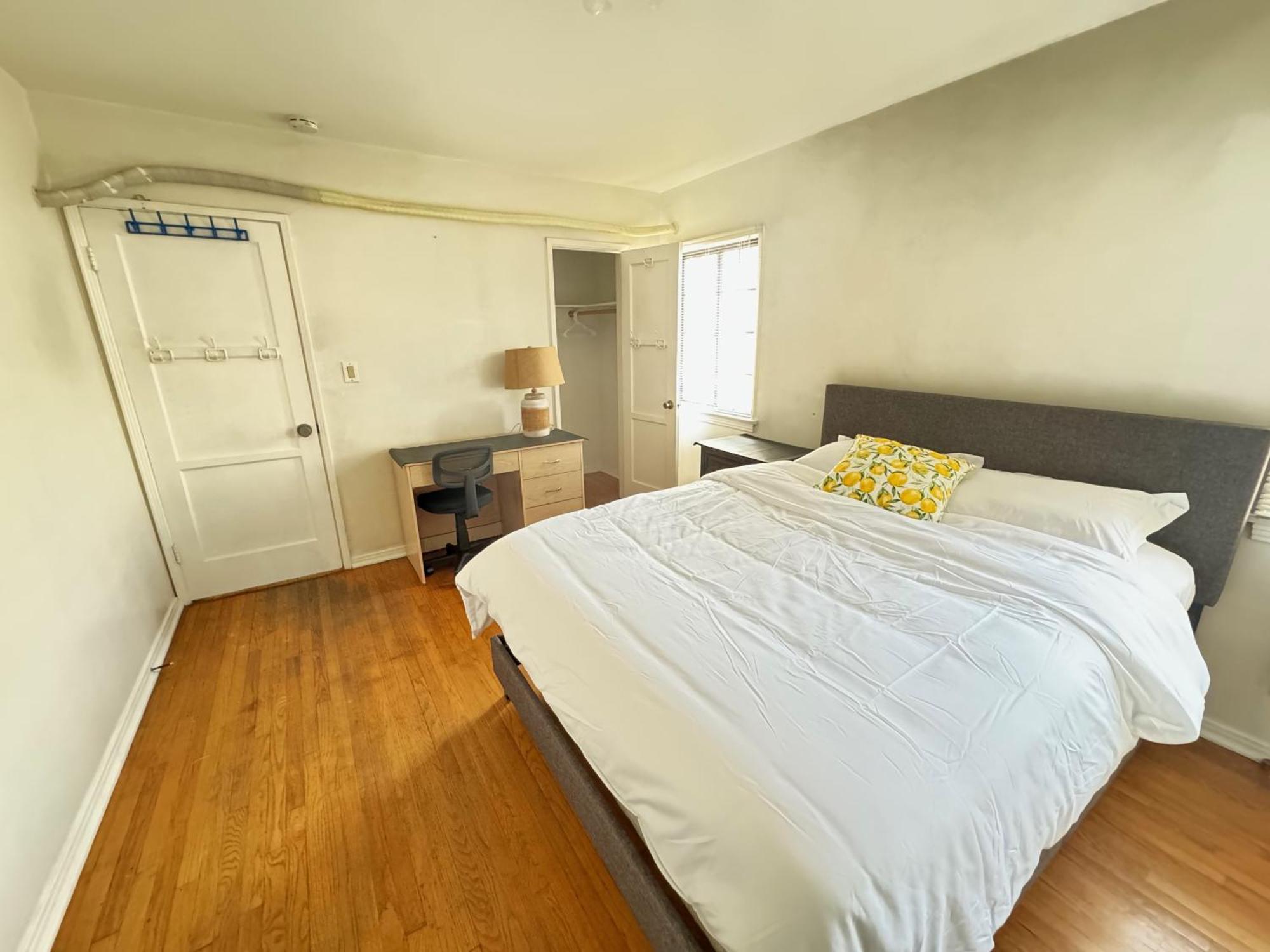 Cozy Home In Prime Location Monterey Park Exterior photo
